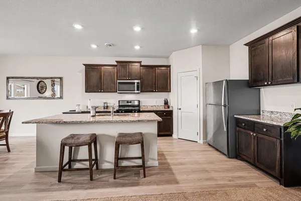 $385,000 | 5462 395th Street, North Branch, MN 55056