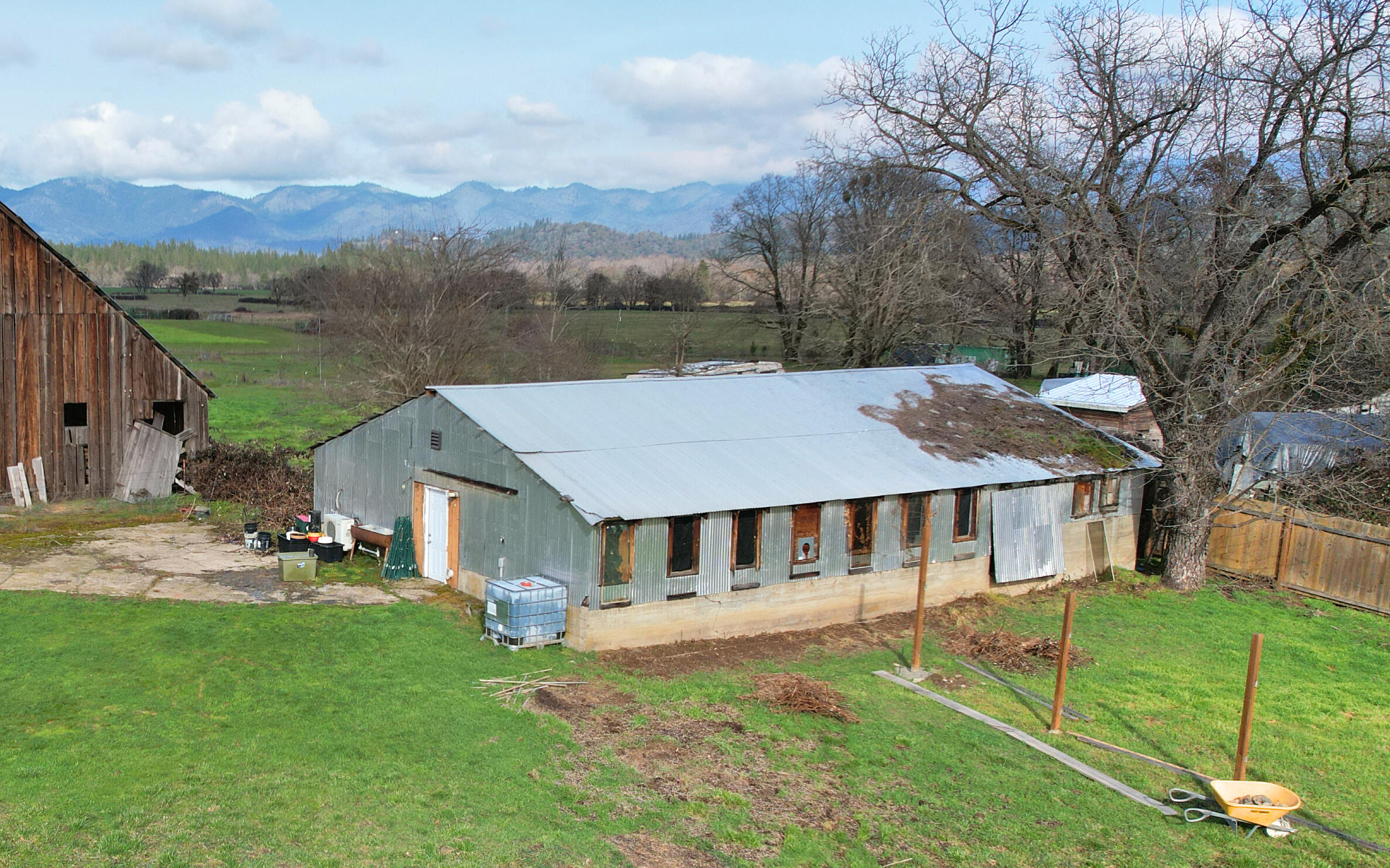 17275 Water Gap Road Williams, OR 97544 - Photo 33 of 48 DJI_0858-fotor-202602119741