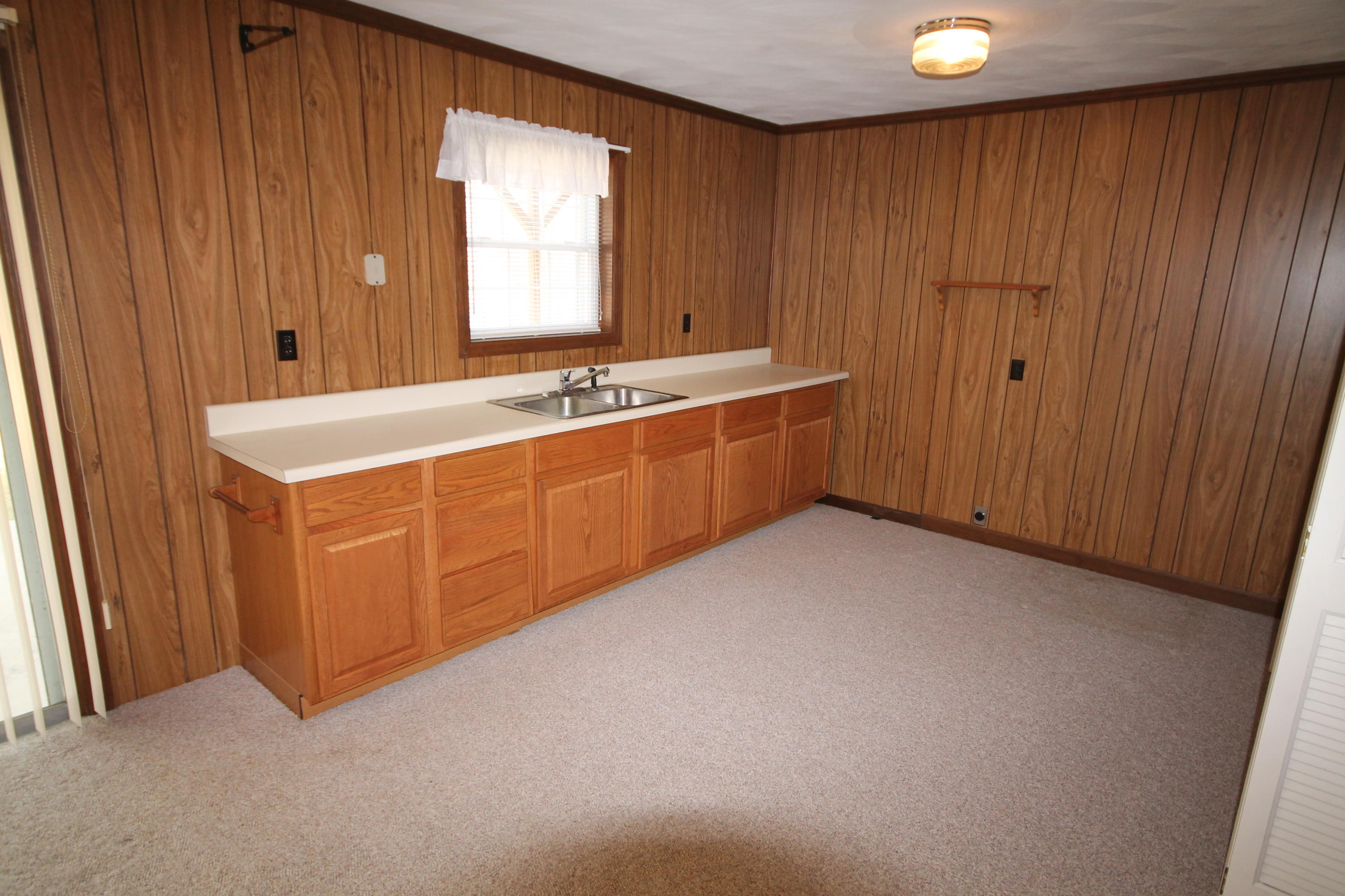 1557 Sample Road Wirtz, VA 24184 - Photo 22 of 29 Lower level (3)