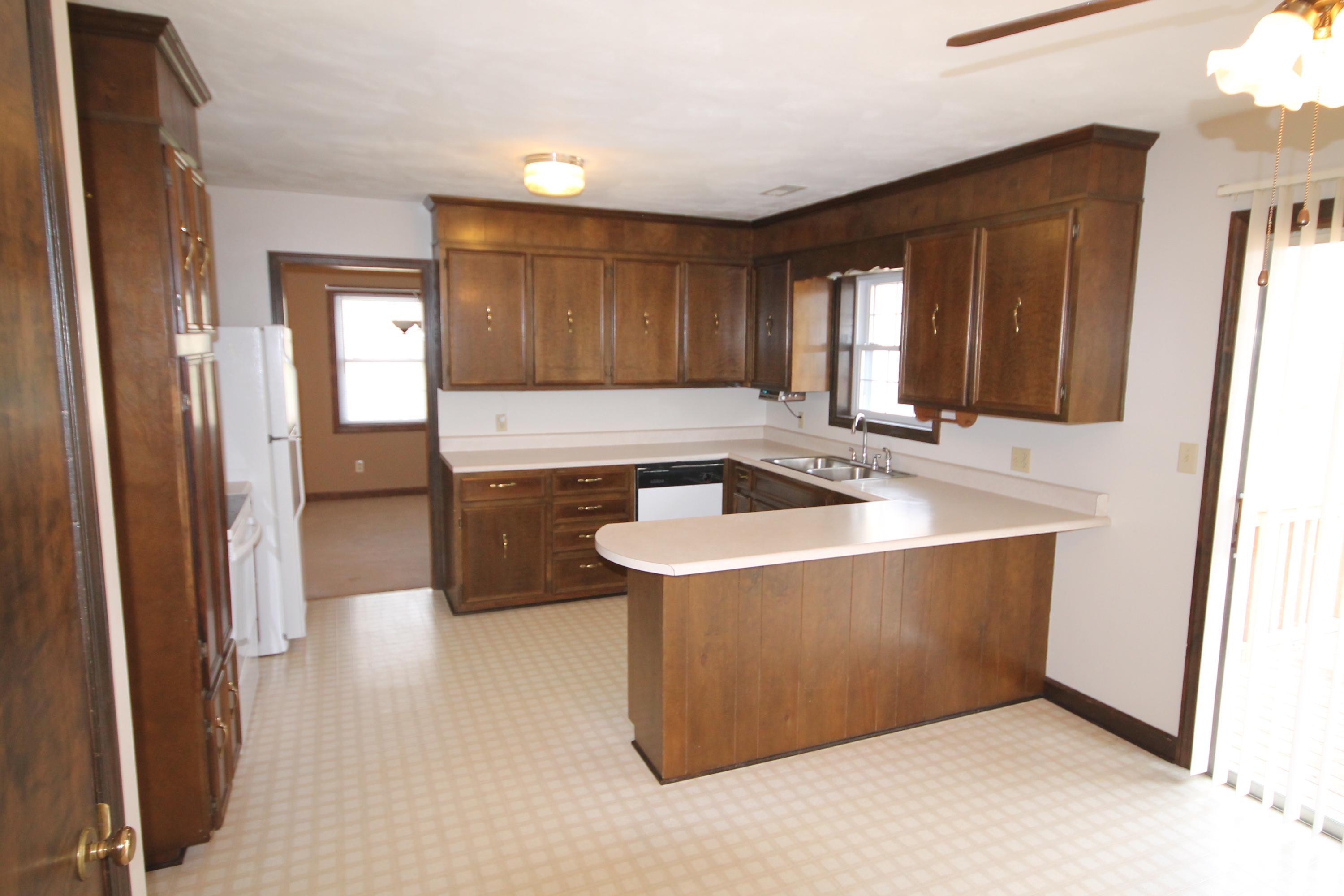 1557 Sample Road Wirtz, VA 24184 - Photo 10 of 29 Kitchen (4)