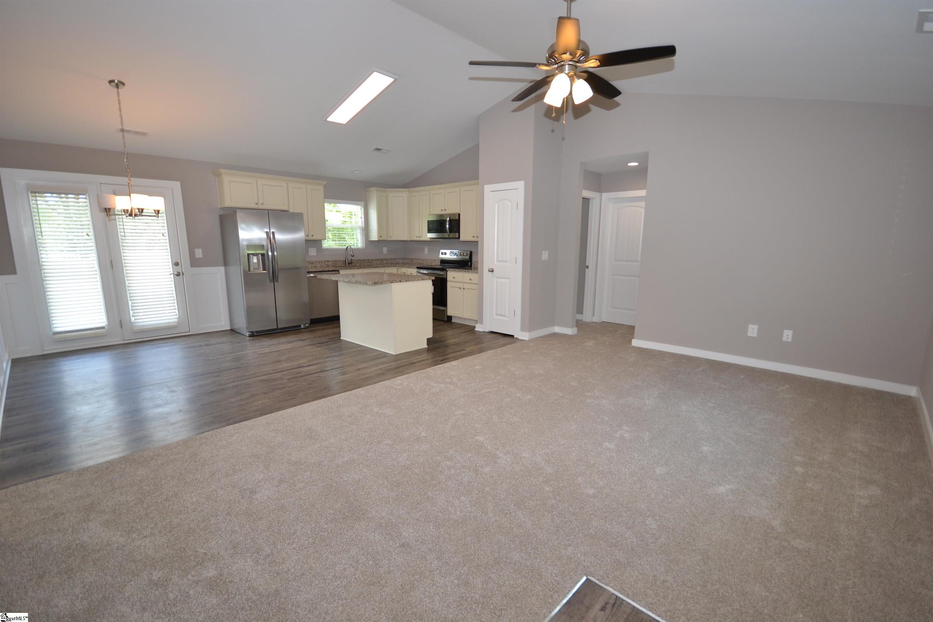 60 Ballenger Road Gray Court, SC 29645 - Photo 3 of 18
