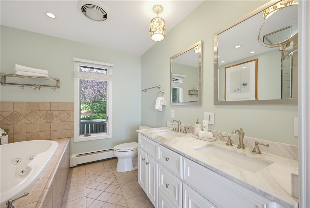 54 Oliver Hazard Perry Road Portsmouth, RI 02871 - Photo 16 of 28