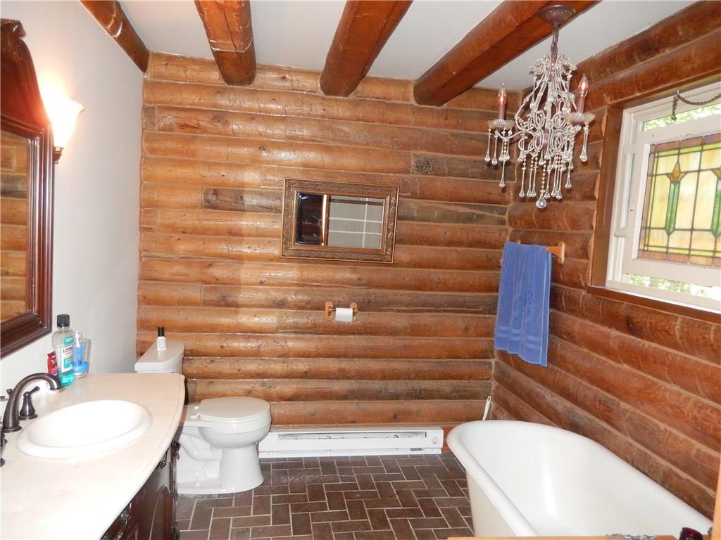 158 Sycamore Road Acme, PA 15610 - Photo 8 of 17 You'll love the size of this full bathroom!