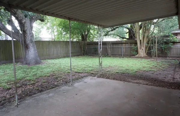 $1,600 | 1716 Edna Avenue, Bay City, TX 77414