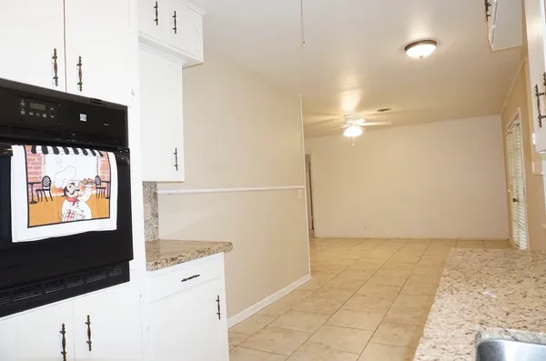 $1,600 | 1716 Edna Avenue, Bay City, TX 77414