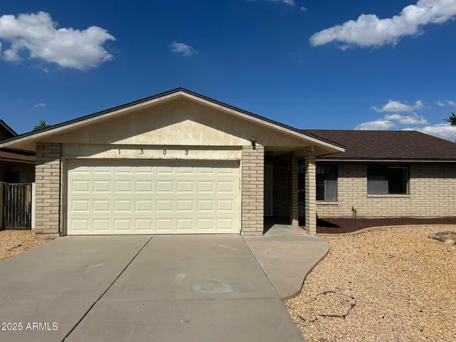 $2,495 | 1302 West 13th Street, Tempe, AZ 85281
