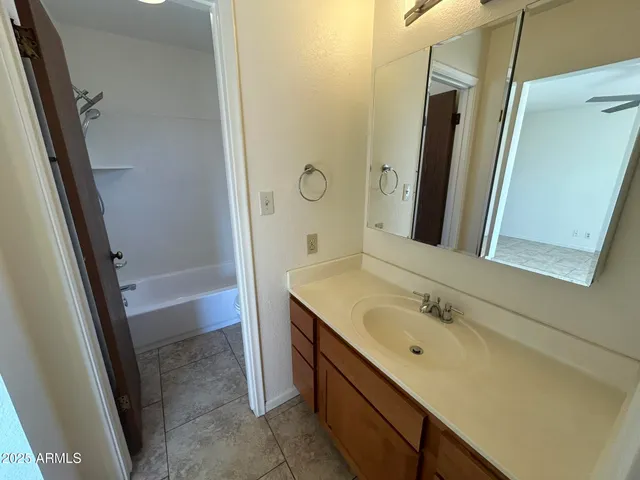 $2,495 | 1302 West 13th Street, Tempe, AZ 85281