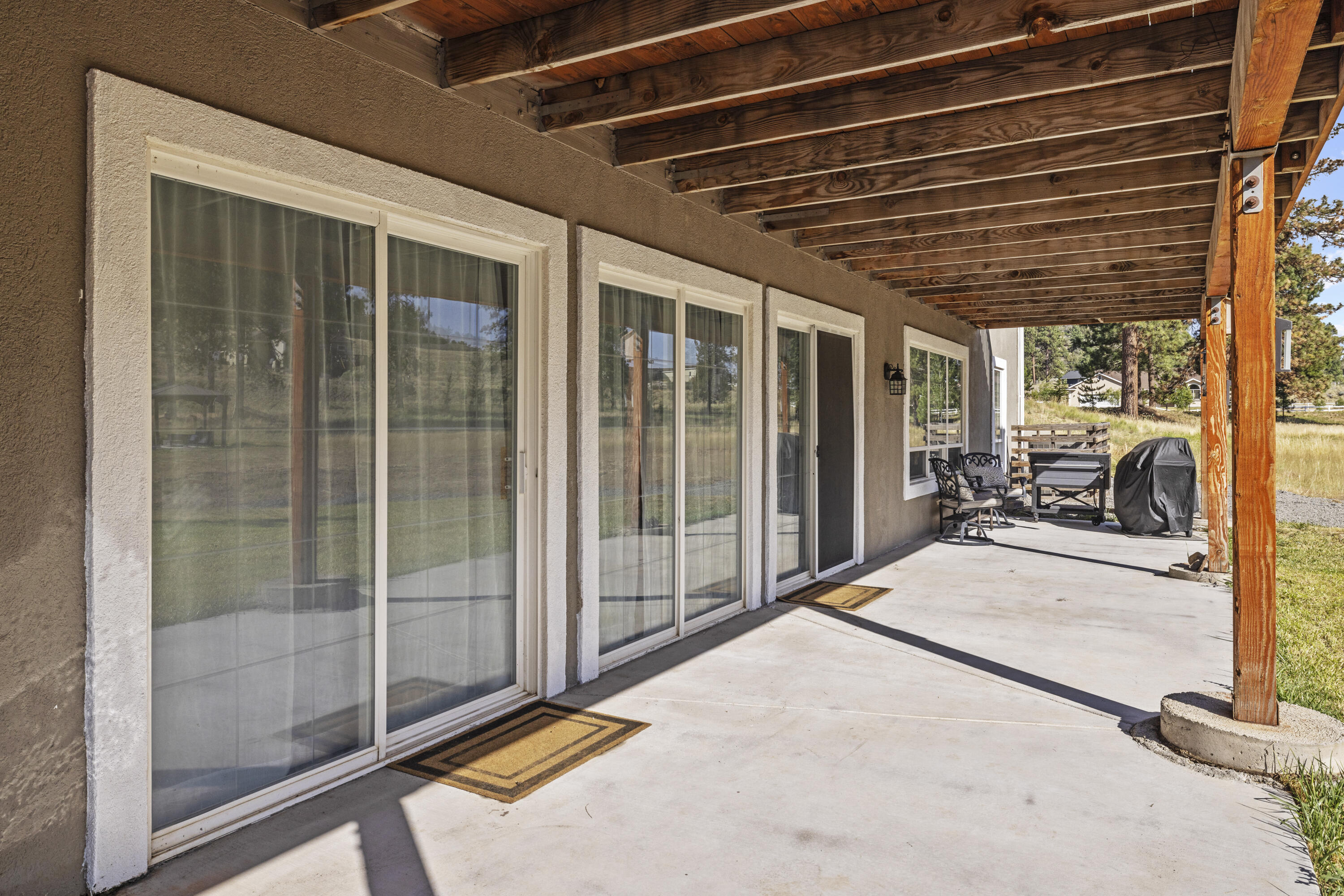 3808 Old Fort Road Klamath Falls, OR 97601 - Photo 89 of 120 slider doors off lower level