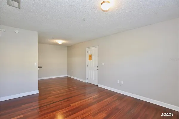 $1,275 | 2071 Dixie Belle Drive, Unit 2071D, Orlando, FL 32812