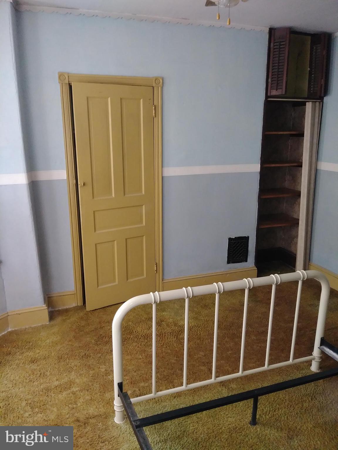 1656 Granite Street Philadelphia, PA 19124 - Photo 15 of 24
