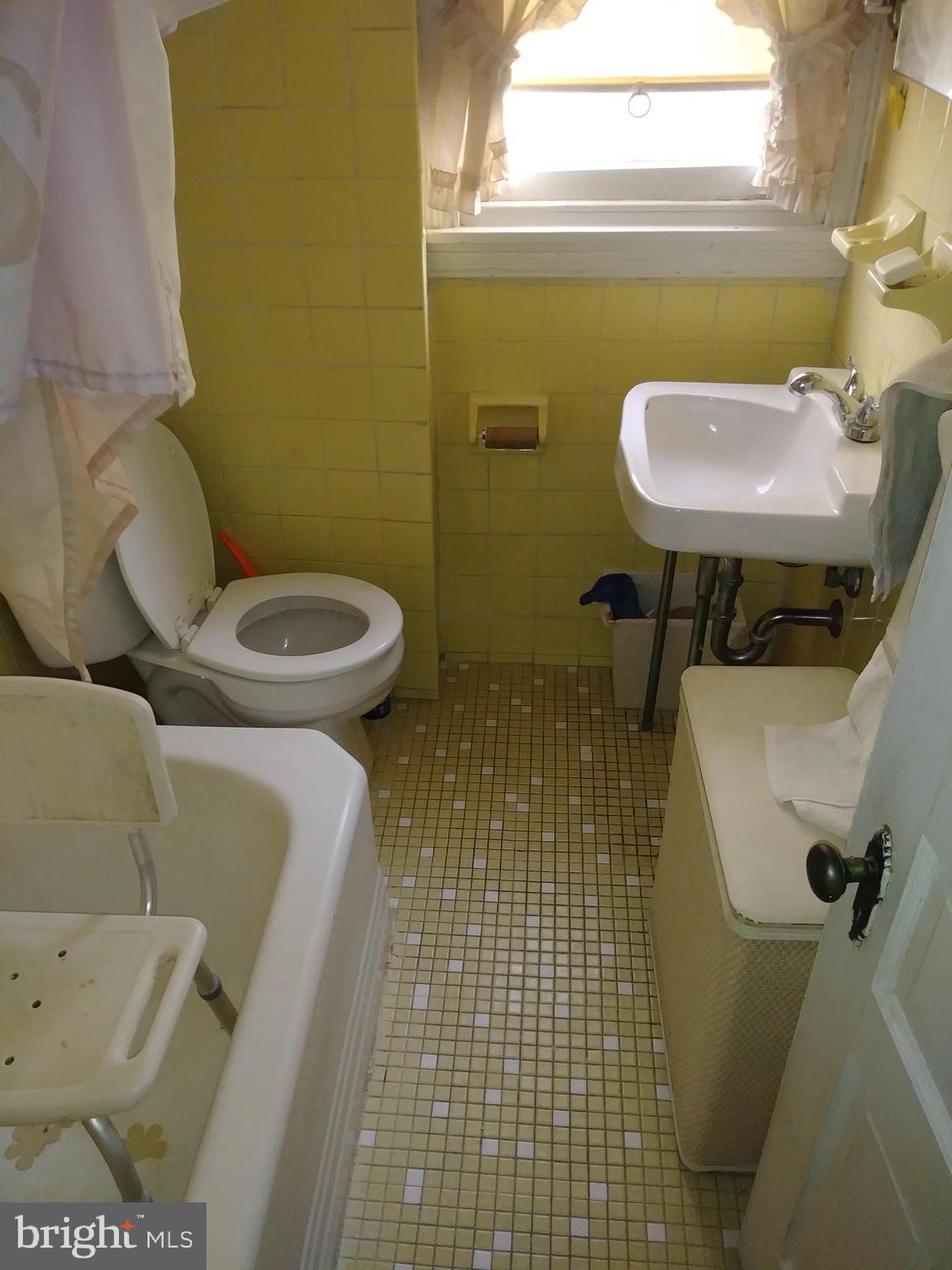 1656 Granite Street Philadelphia, PA 19124 - Photo 20 of 24