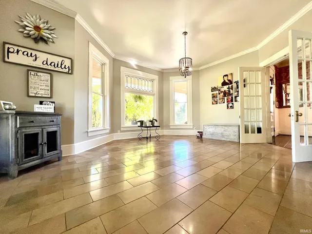 $475,000 | 330 Hawthorne Drive, Bedford, IN 47421