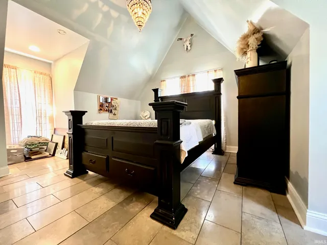 $475,000 | 330 Hawthorne Drive, Bedford, IN 47421