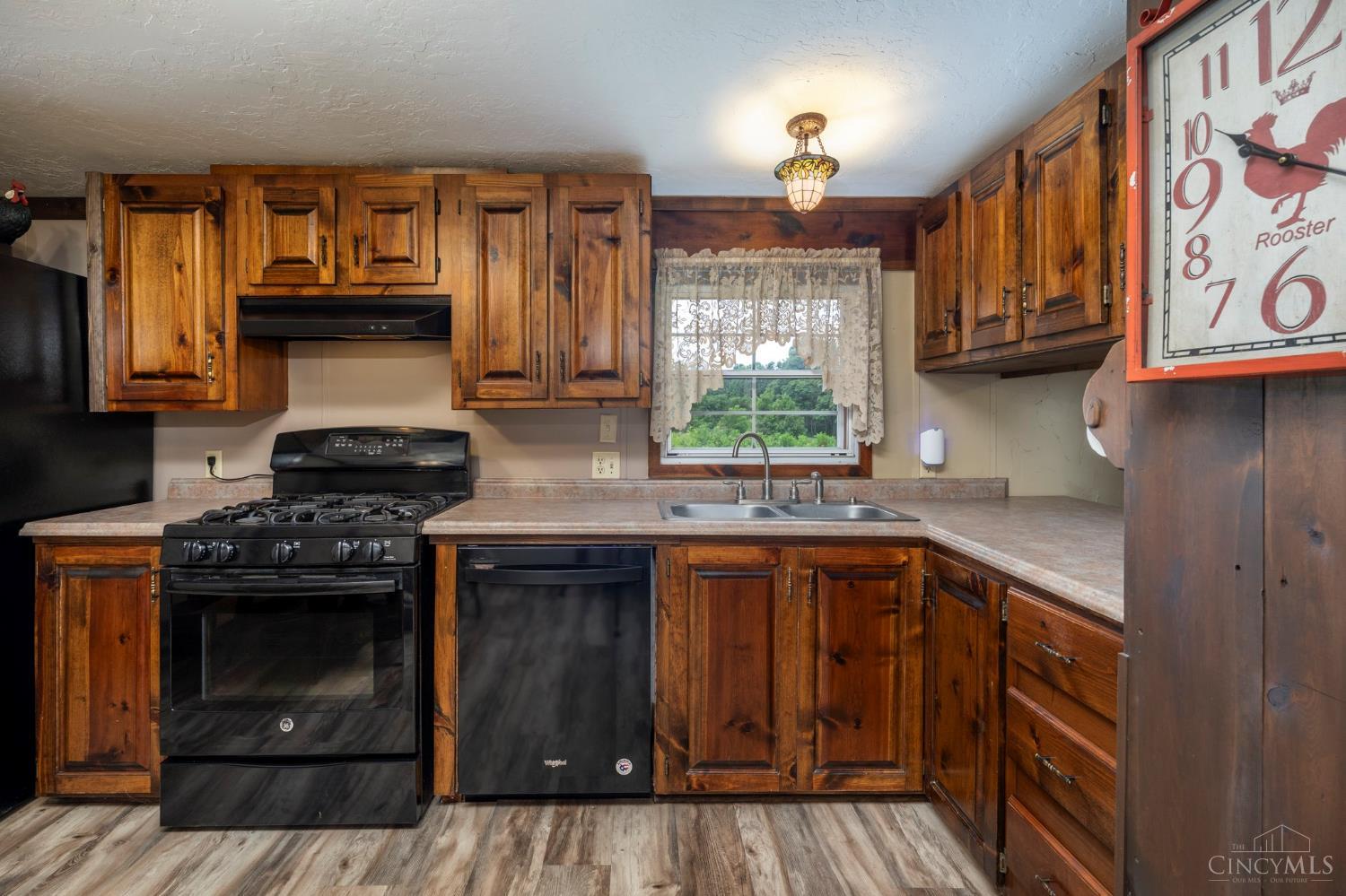 6935 Oak Ridge Road Hillsboro, OH 45133 - Photo 18 of 43