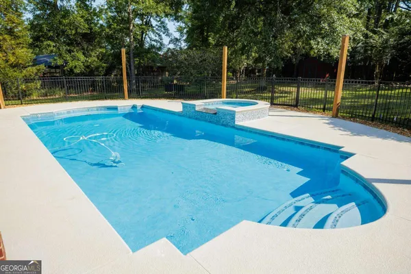 $899,000 | 4305 Fouracre Place, Valdosta, GA 31601