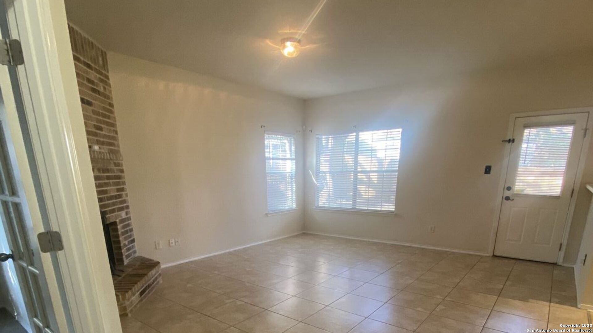 823 Point Cove San Antonio, TX 78253 - Photo 13 of 20