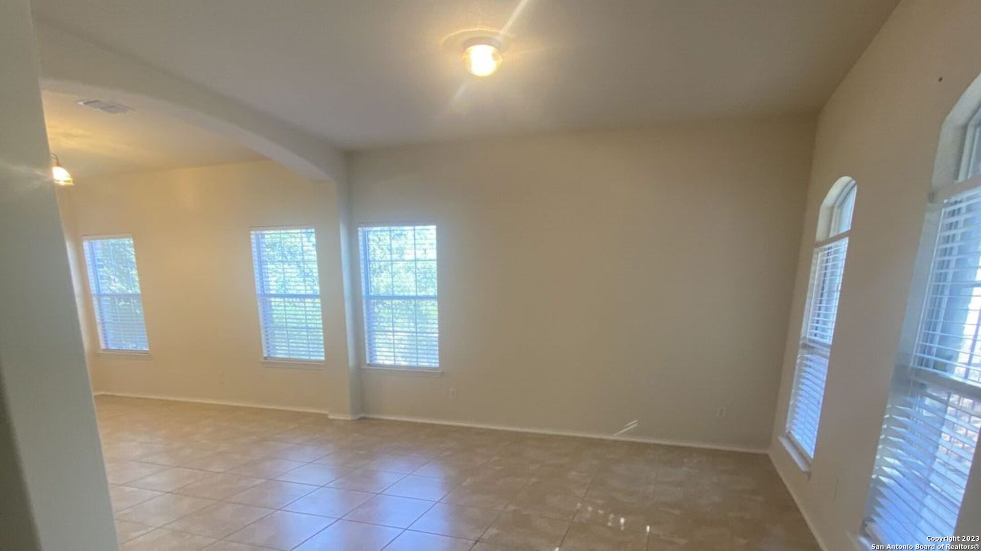 823 Point Cove San Antonio, TX 78253 - Photo 6 of 20
