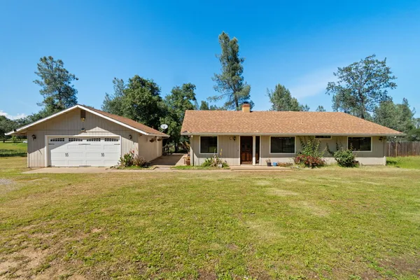 $340,000 | 16434 Emmett Lane, Anderson, CA 96007