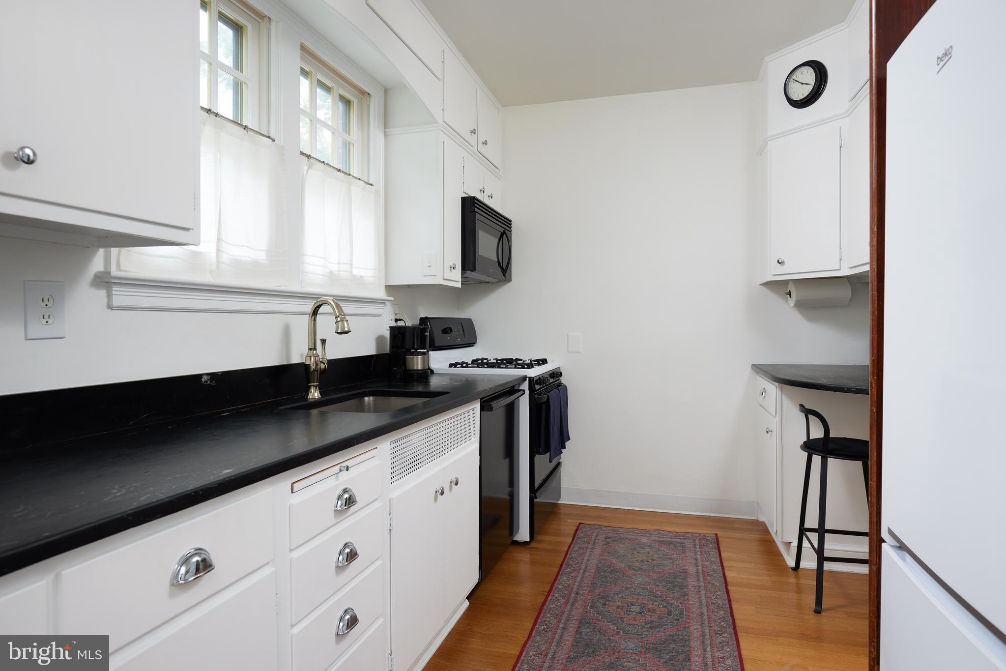 811 Violet Place Silver Spring, MD 20910 - Photo 14 of 42