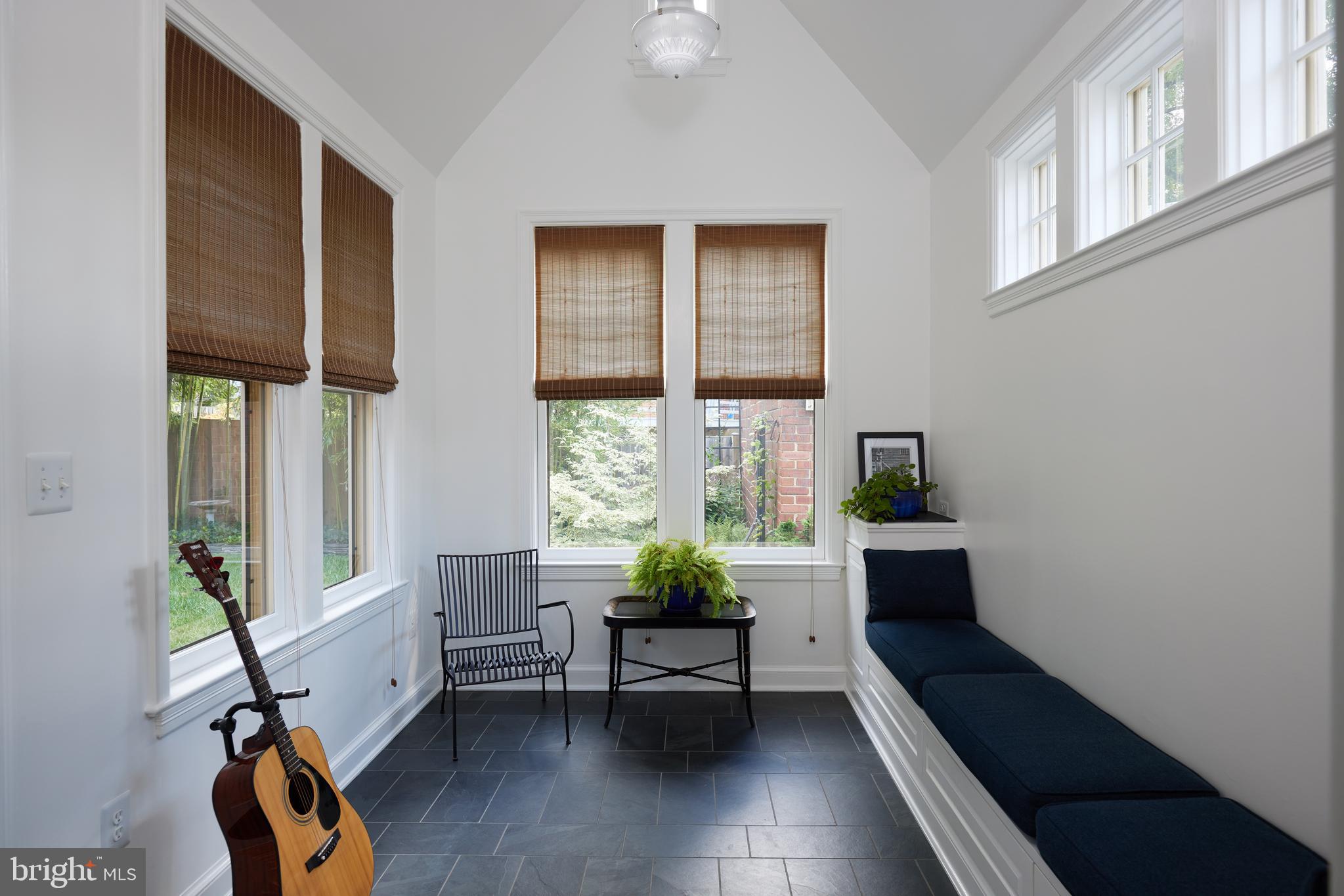 811 Violet Place Silver Spring, MD 20910 - Photo 18 of 42