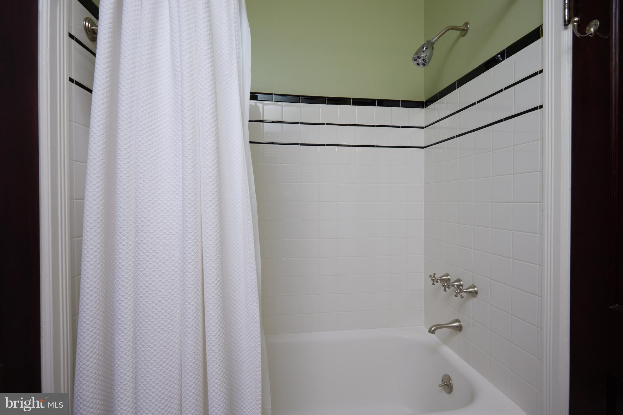 811 Violet Place Silver Spring, MD 20910 - Photo 24 of 42