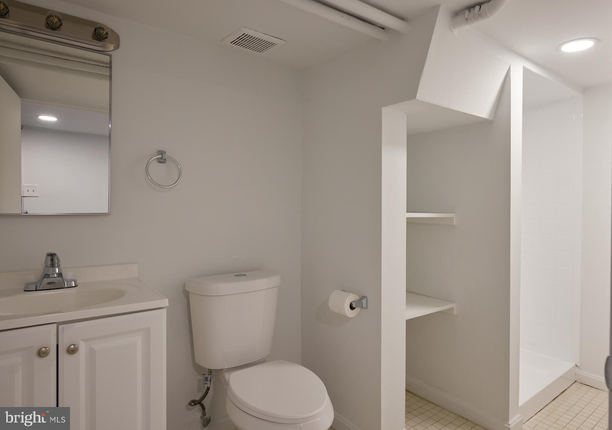 811 Violet Place Silver Spring, MD 20910 - Photo 31 of 42