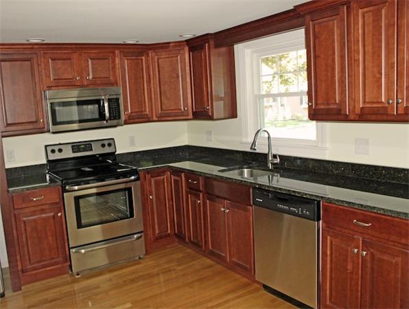 14 Tingley Road Braintree, MA 02184 - Photo 4 of 12 Gallery Image 4