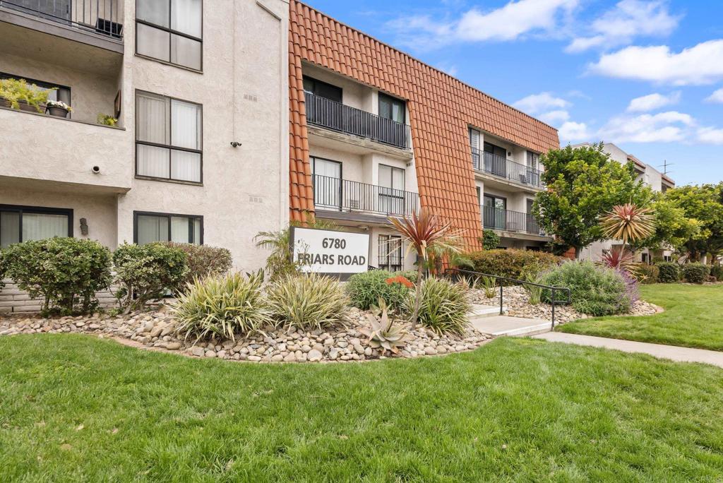 6780 Friars Road, Unit 243 San Diego, CA 92108 - Photo 3 of 31 a view of a house with a yard and plants
