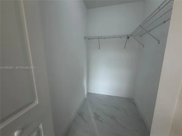 $2,700 | 2306 East 4th Avenue, Unit 204, Hialeah, FL 33013