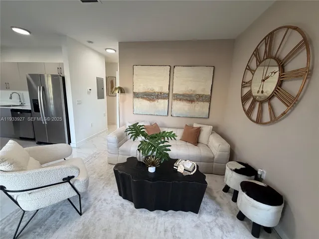 $2,900 | 2308 East 4th Avenue, Unit 206, Hialeah, FL 33013