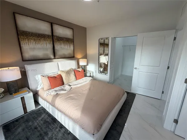 $2,700 | 2306 East 4th Avenue, Unit 204, Hialeah, FL 33013