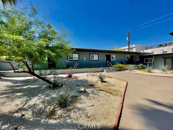 a view of a water fountain