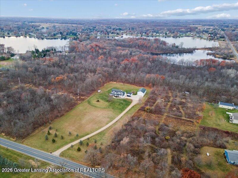 6480 Meridian Road Laingsburg, MI 48848 - Photo 4 of 91 20260401144347484999000000-o