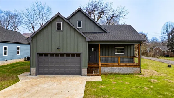 $315,000 | 302 Cumberland Avenue, Jasper, TN 37347