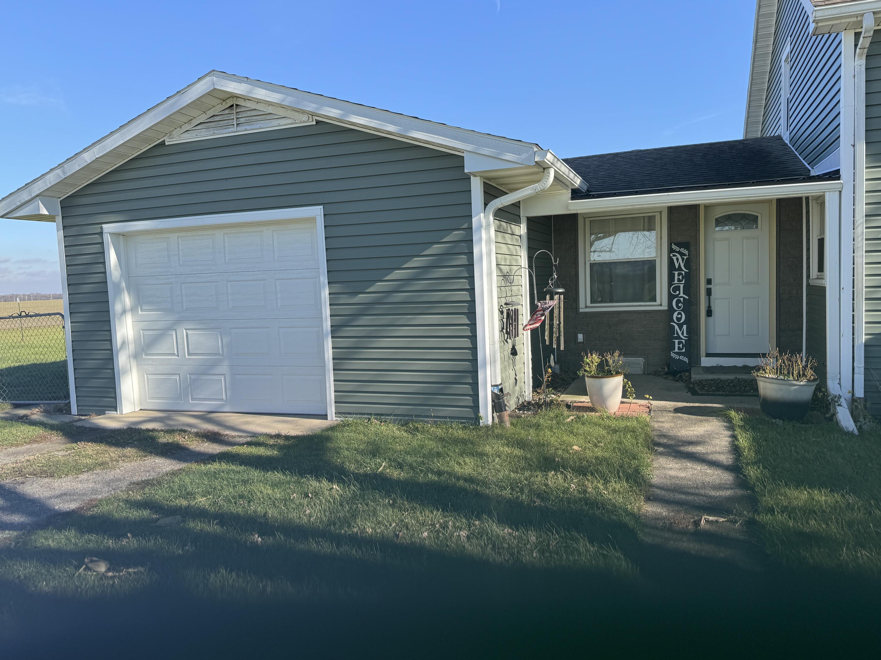 6085 Mercer Road Mendon, OH 45862 - Photo 4 of 23