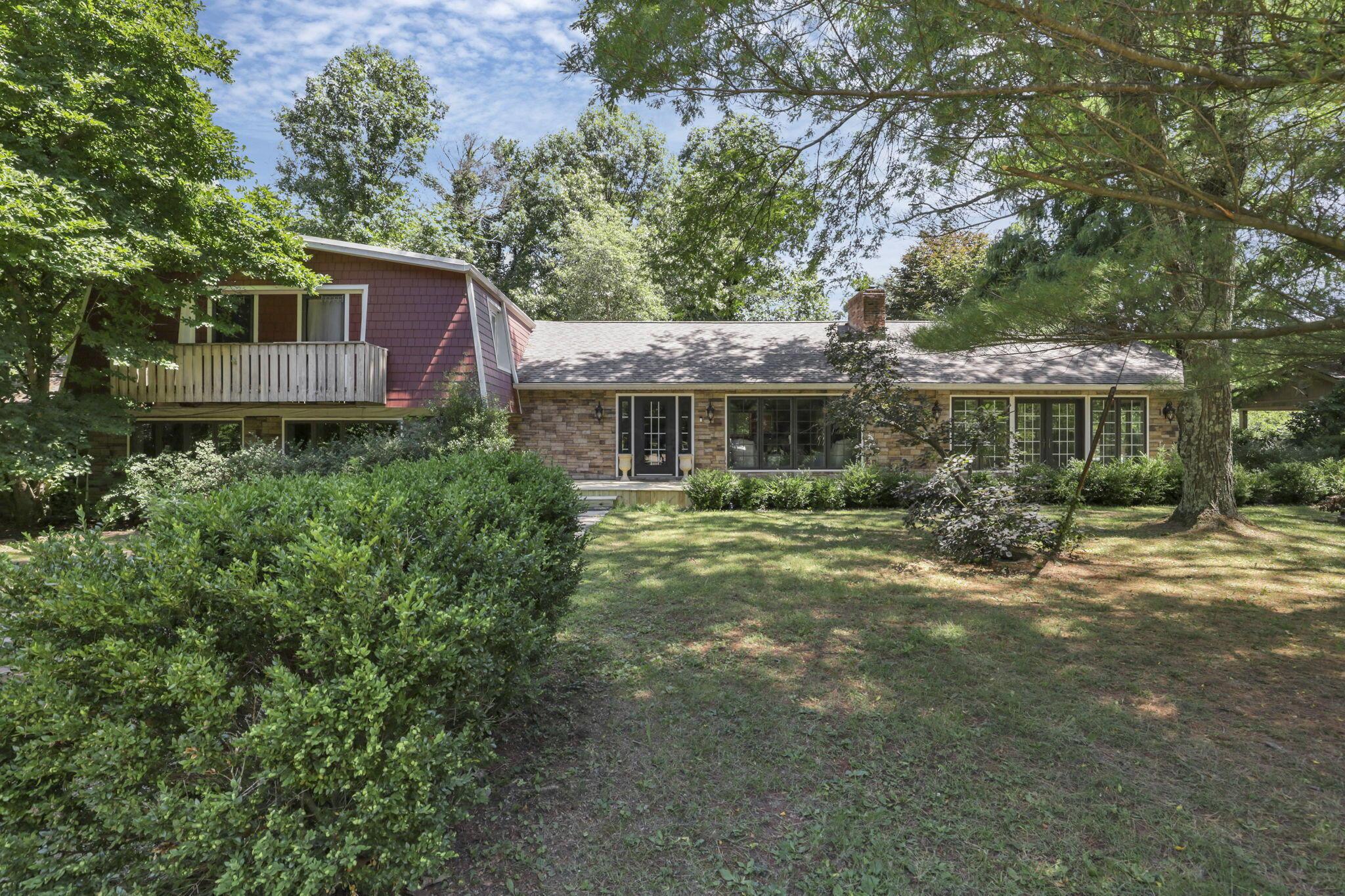 7255 Ridge Road Zanesville, OH 43701 - Photo 1 of 91 1-web-or-mls-IMG_9834