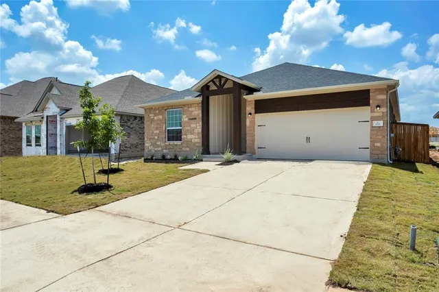 $2,050 | 125 Camella Street, Liberty Hill, TX 78642
