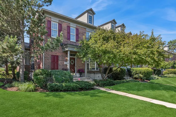 $685,000 | 1837 Westleigh Drive, Glenview, IL 60025