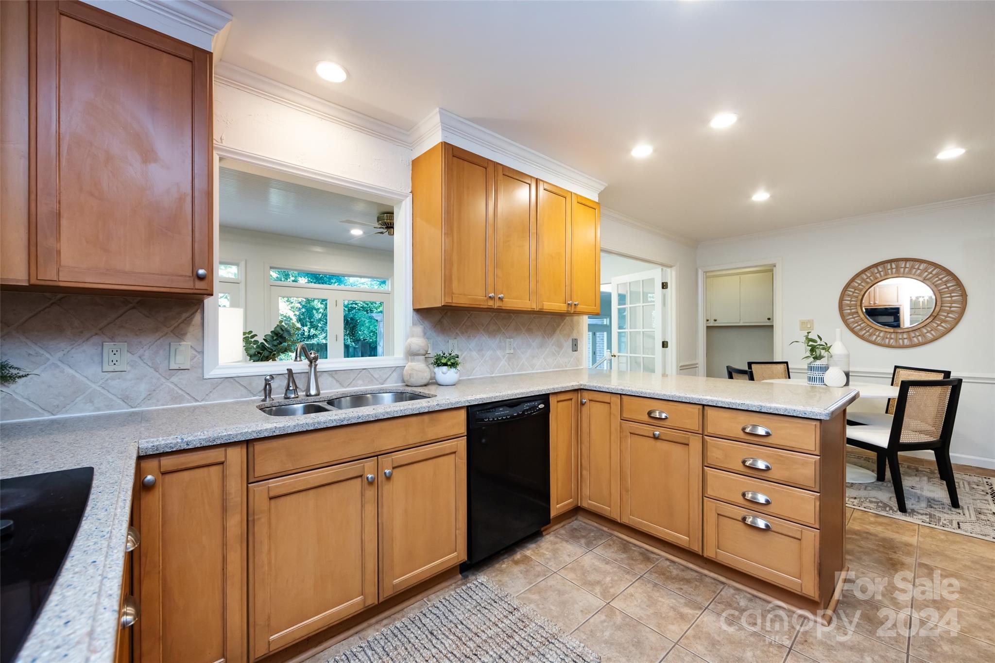 5825 Portburn Road Charlotte, NC 28211 - Photo 12 of 41 Gallery Image 12
