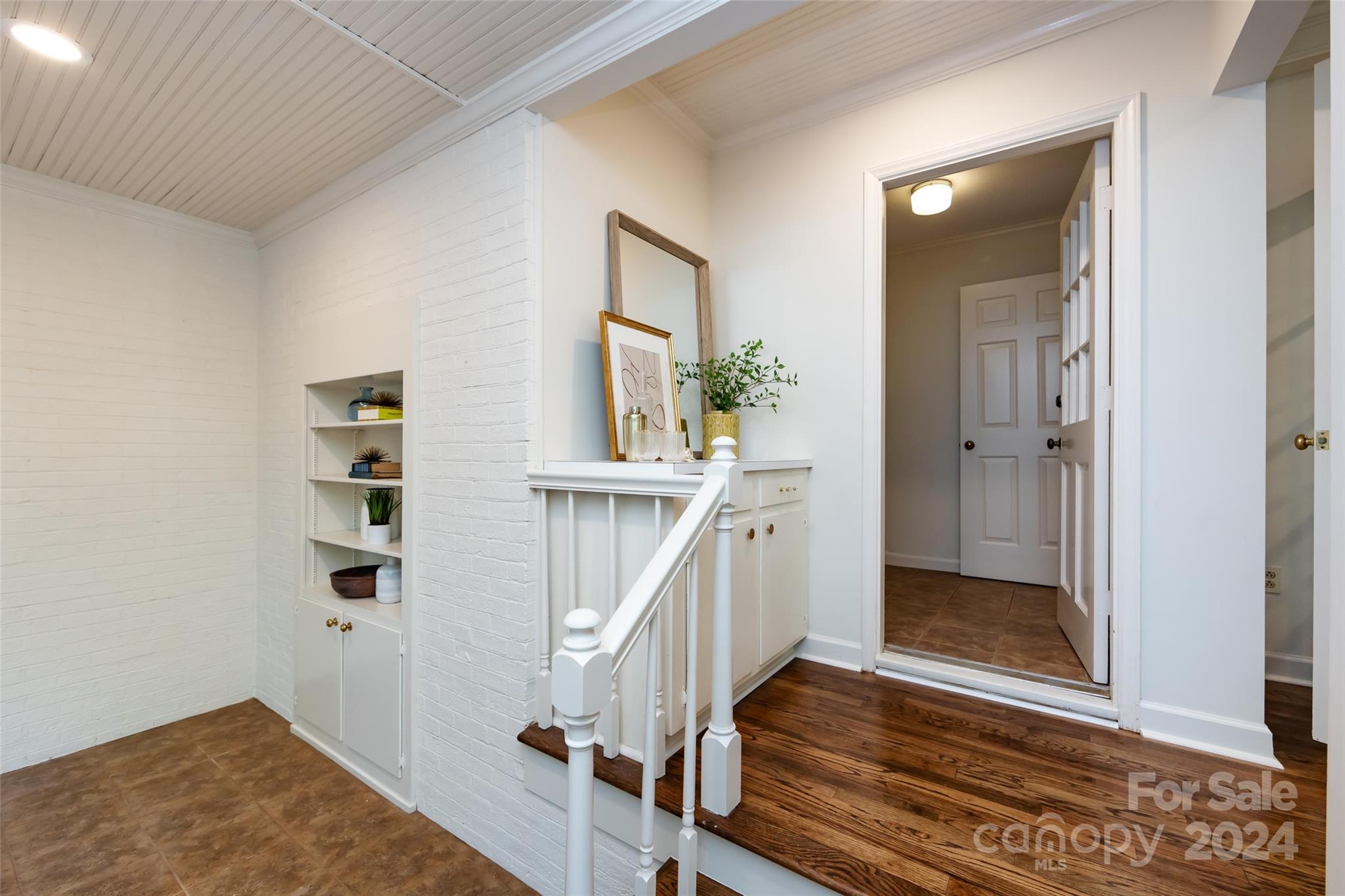 5825 Portburn Road Charlotte, NC 28211 - Photo 17 of 41 Gallery Image 17