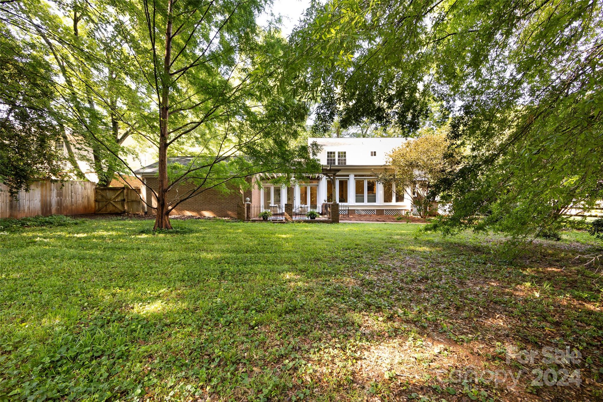 5825 Portburn Road Charlotte, NC 28211 - Photo 40 of 41 Gallery Image 40