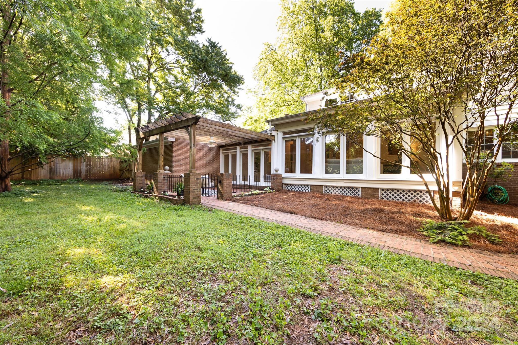 5825 Portburn Road Charlotte, NC 28211 - Photo 41 of 41 Gallery Image 41