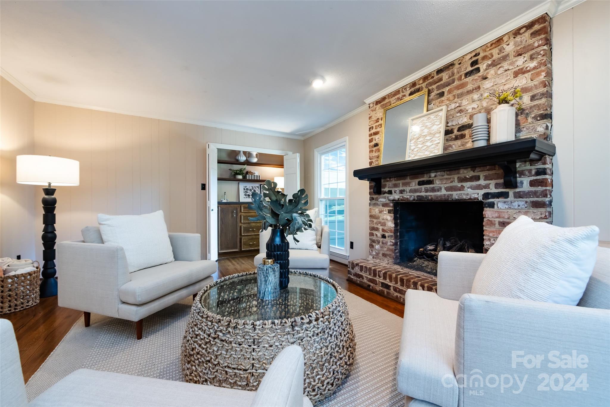 5825 Portburn Road Charlotte, NC 28211 - Photo 6 of 41 Gallery Image 6