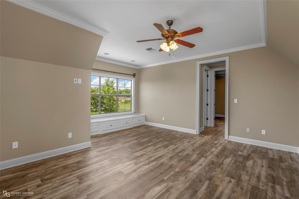 4743 Old Brownlee Road Bossier City, LA 71111 - Photo 35 of 40 a view of an empty room with a window