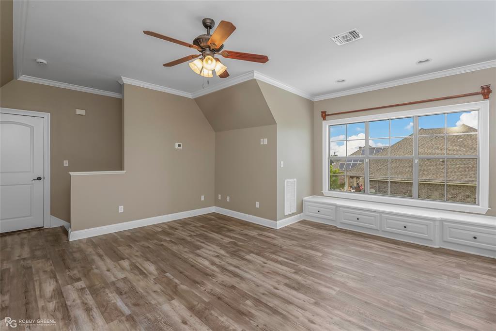4743 Old Brownlee Road Bossier City, LA 71111 - Photo 36 of 40 a view of an empty room with a window