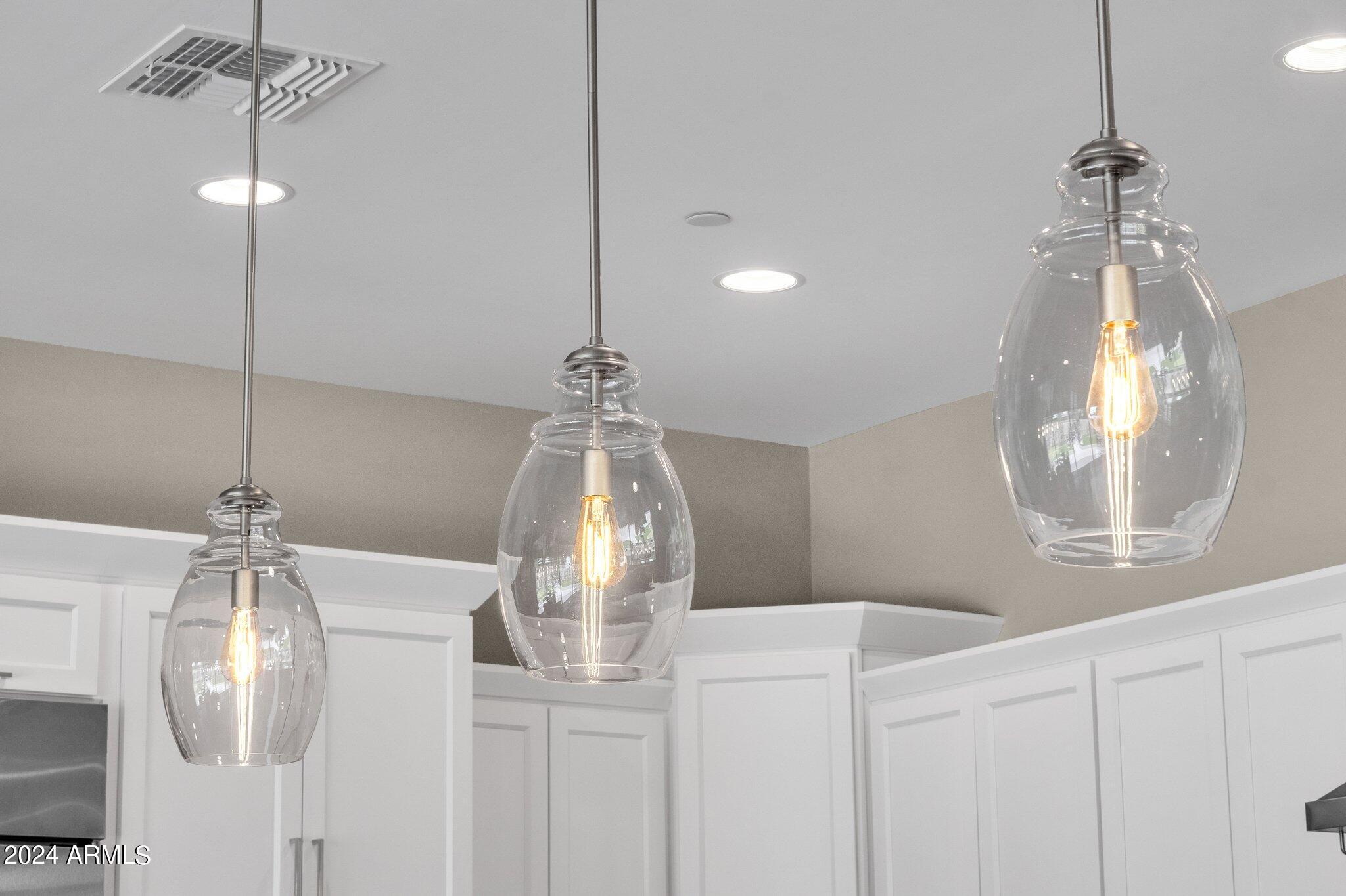 17565 Blaze Lane Rio Verde, AZ 85263 - Photo 18 of 76 CLASSIC PENDANT LIGHTS