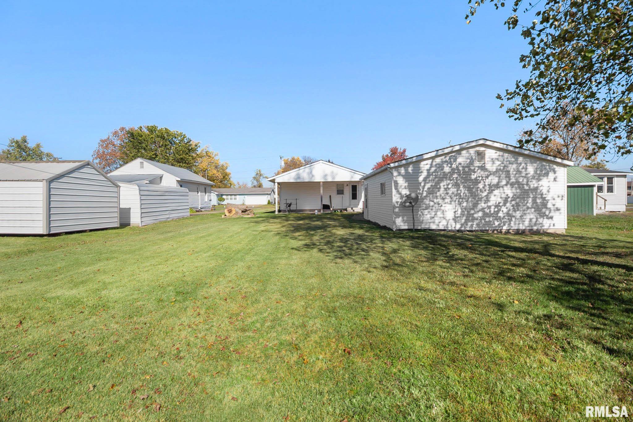 1109 East Reeves Street Marion, IL 62959 - Photo 16 of 17