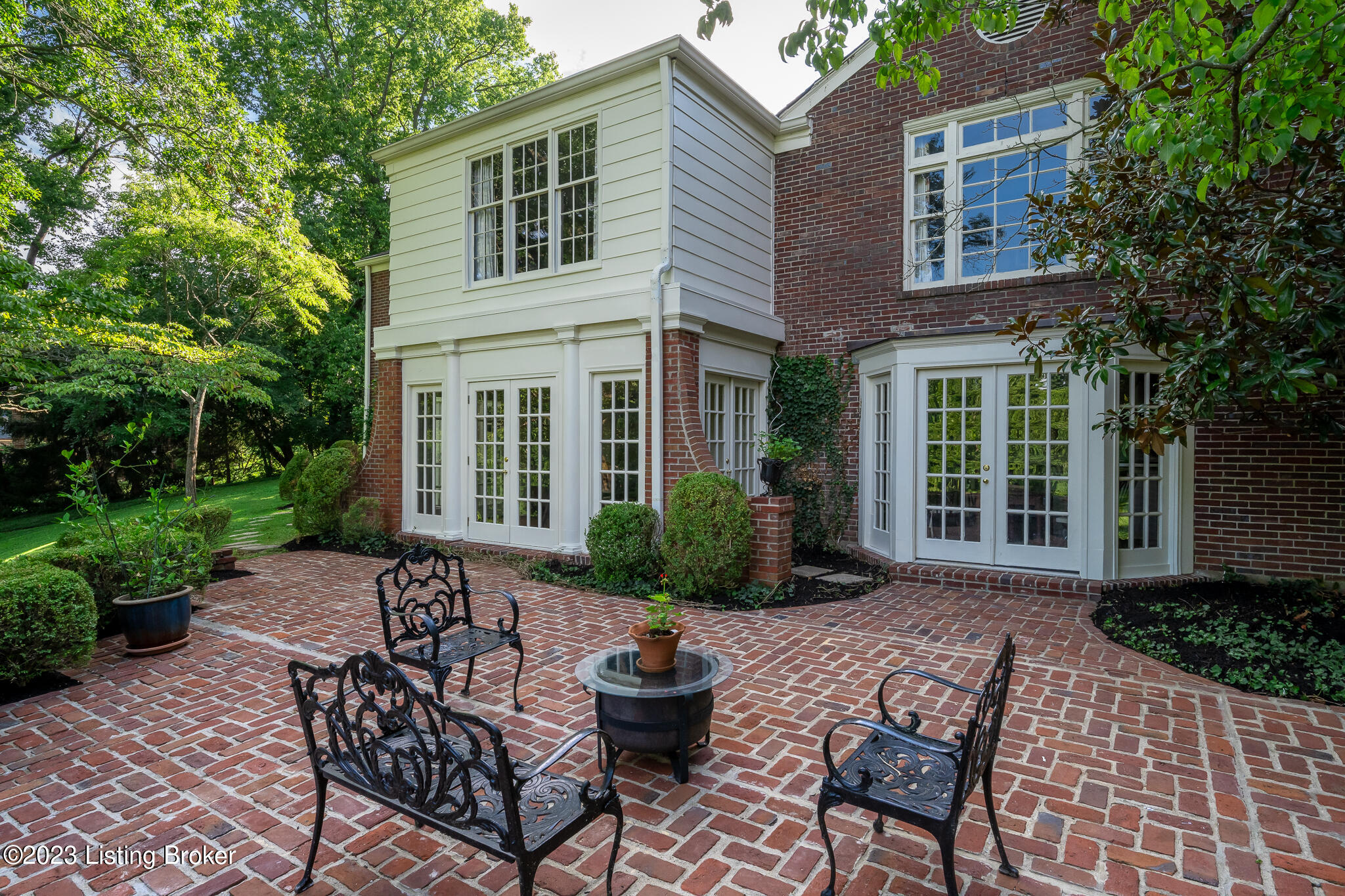 187 Westwind Road Louisville, KY 40207 - Photo 44 of 52 187 Westwind Rd-56