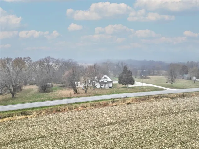 $320,000 | 808 Southwest O Highway, Holden, MO 64040