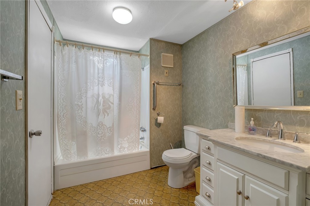 11414 Serra Road, Unit 38 Apple Valley, CA 92308 - Photo 13 of 25